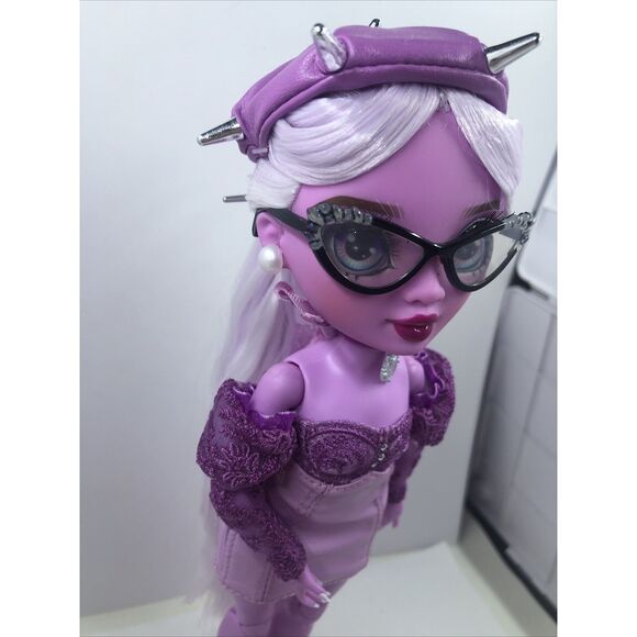 Shadow High Lavender Lynn ,Rainbow High Purple Posh Fashion Doll - Picture 9 of 16